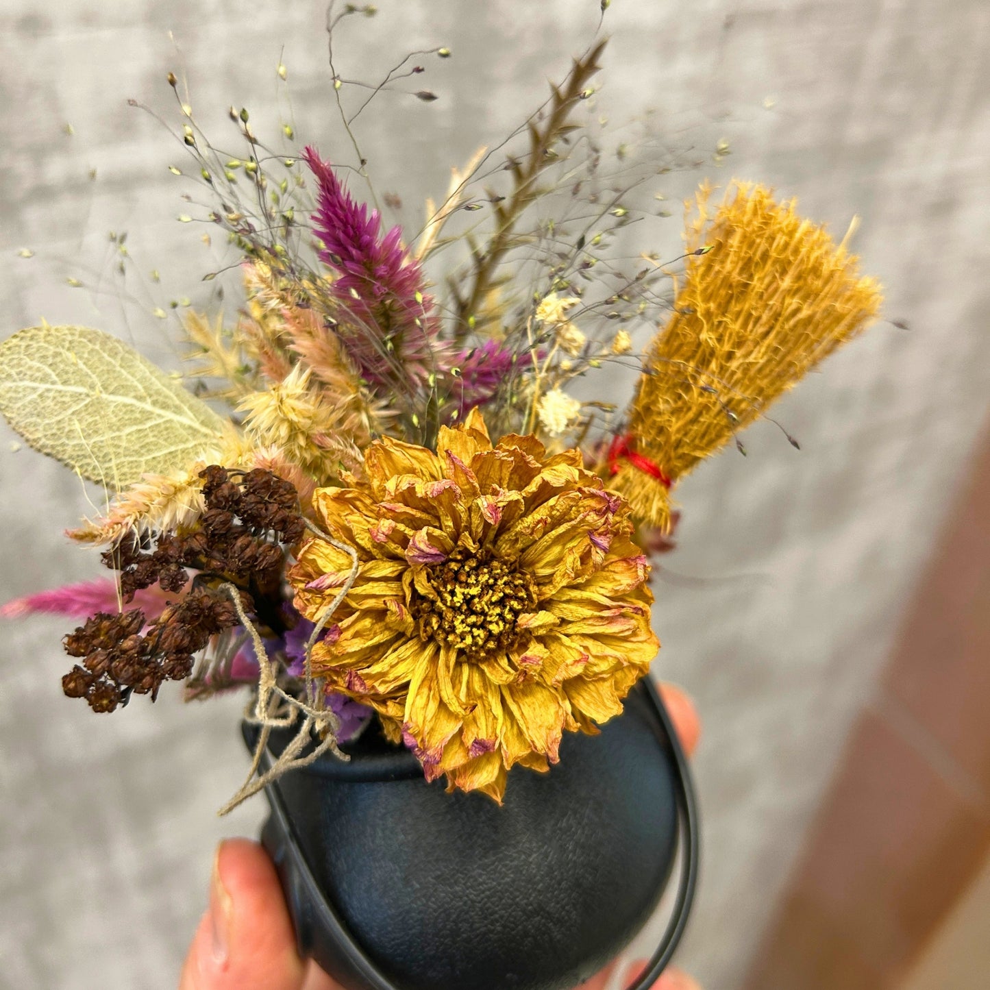 Mini Cauldron Dried Flower Kit
